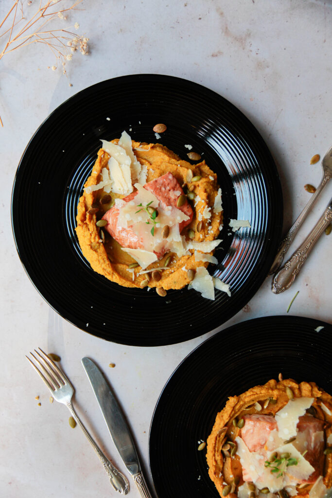 Saumon au parmesan sur purée de courge et navet - PASSION BOUFFE
