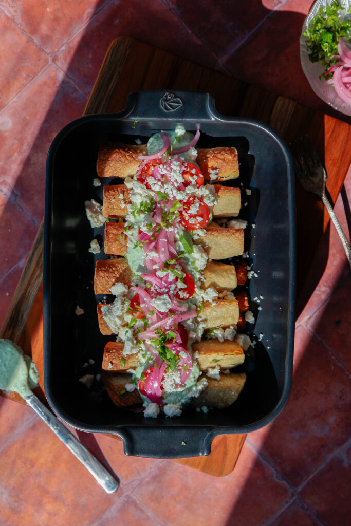 PASSION BOUFFE TAQUITOS VÉGÉTARIENS SAUCE YOGOURT À LA CORIANDRE