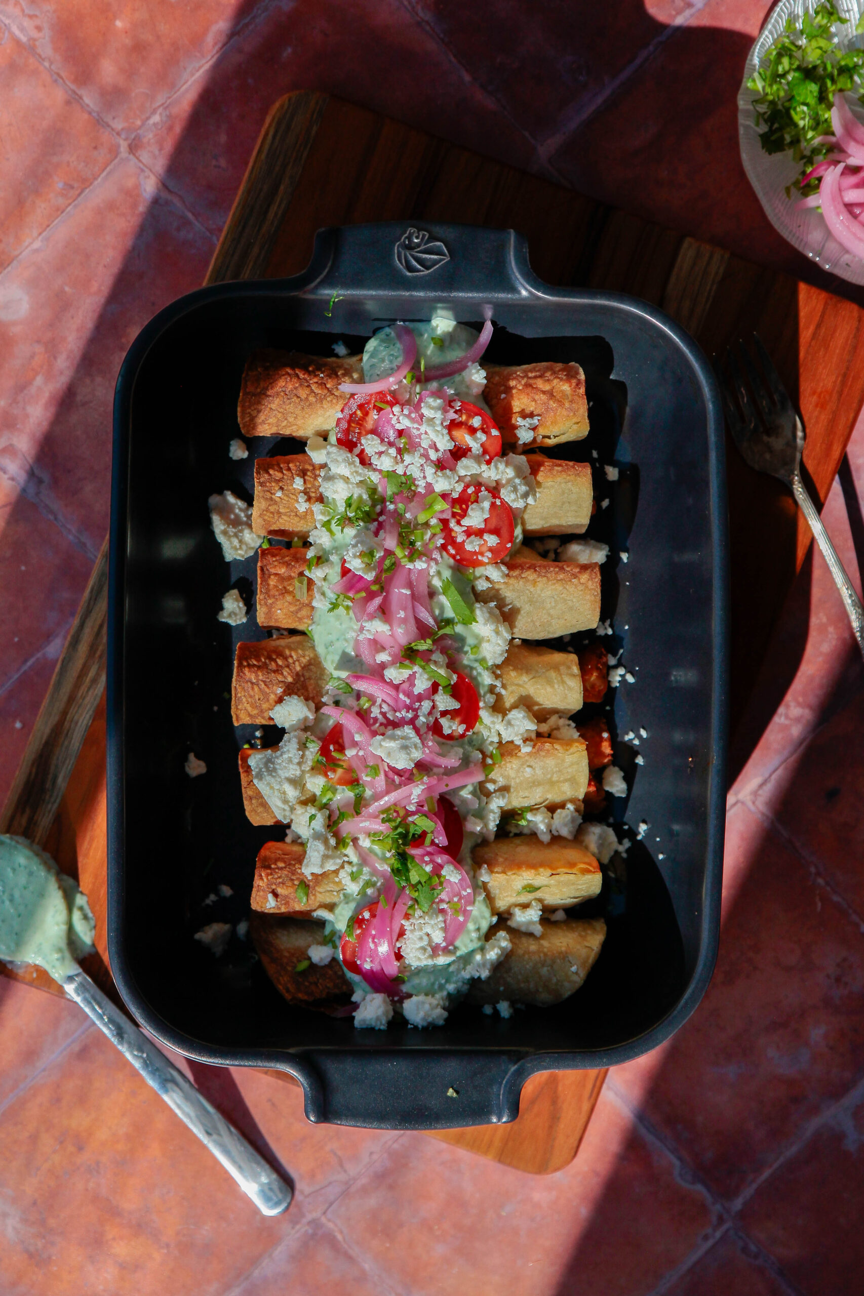 PASSION BOUFFE TAQUITOS VÉGÉTARIENS SAUCE YOGOURT À LA CORIANDRE